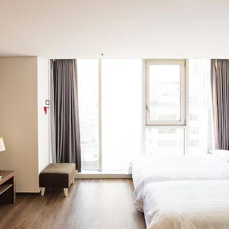 Hotel Arinus Shinchon Seoul Exteriör bild