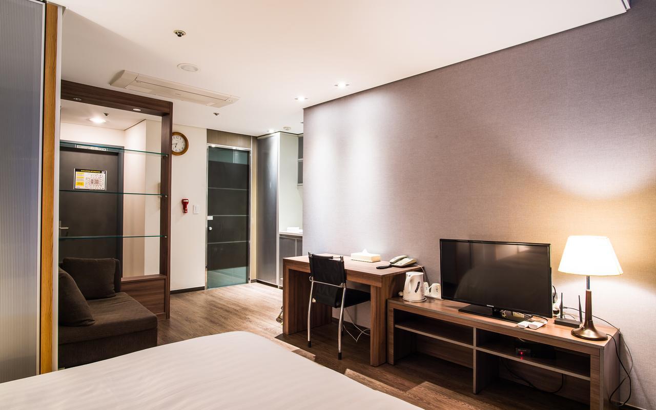 Hotel Arinus Shinchon Seoul Exteriör bild