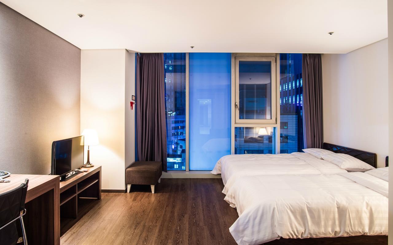 Hotel Arinus Shinchon Seoul Exteriör bild